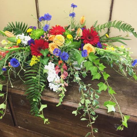 Buffet Style with Ivy Trailing # 501